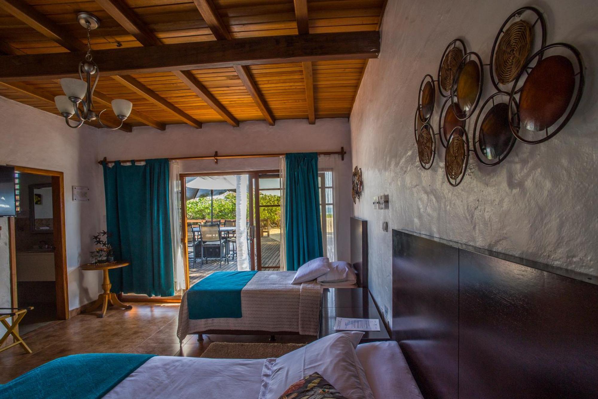 Isamar Hotel Puerto Villamil Exteriér fotografie